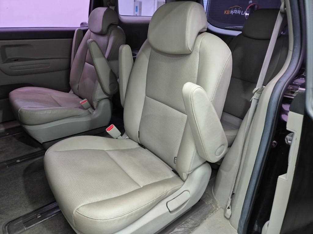 KIA Carnival 2018 Negro - Importación desde Corea - HF Imports Iquique - Foto 16