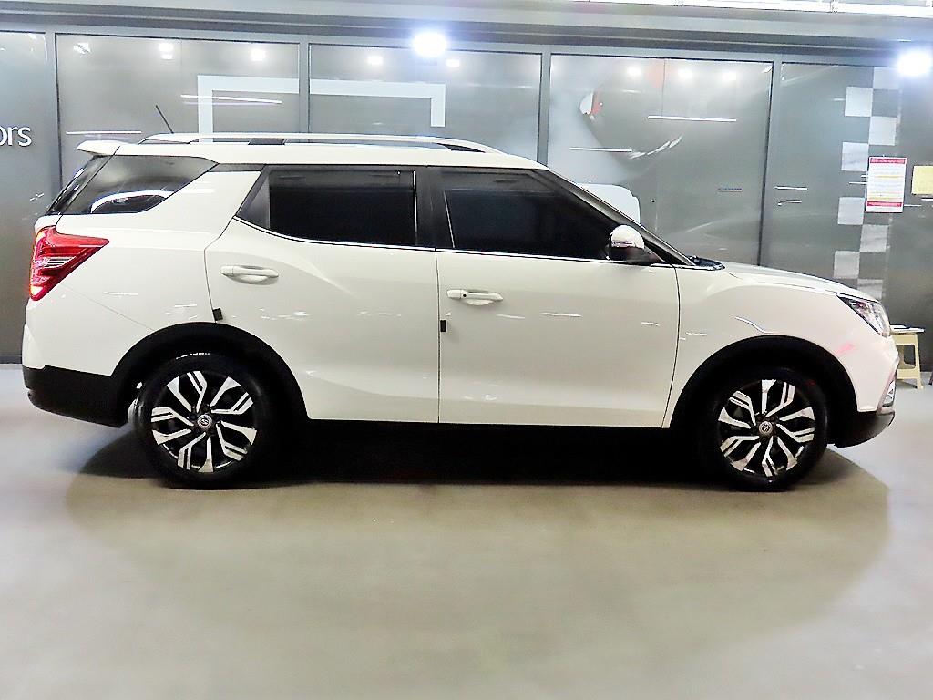 Ssangyong Tivoli - Vista 3