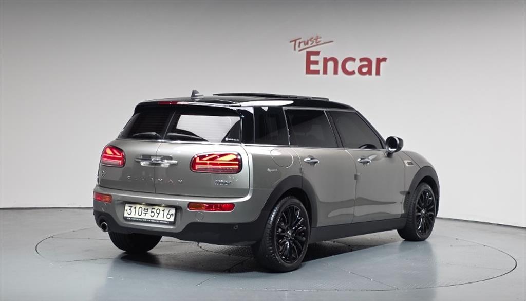 Mini Clubman - Vista 2