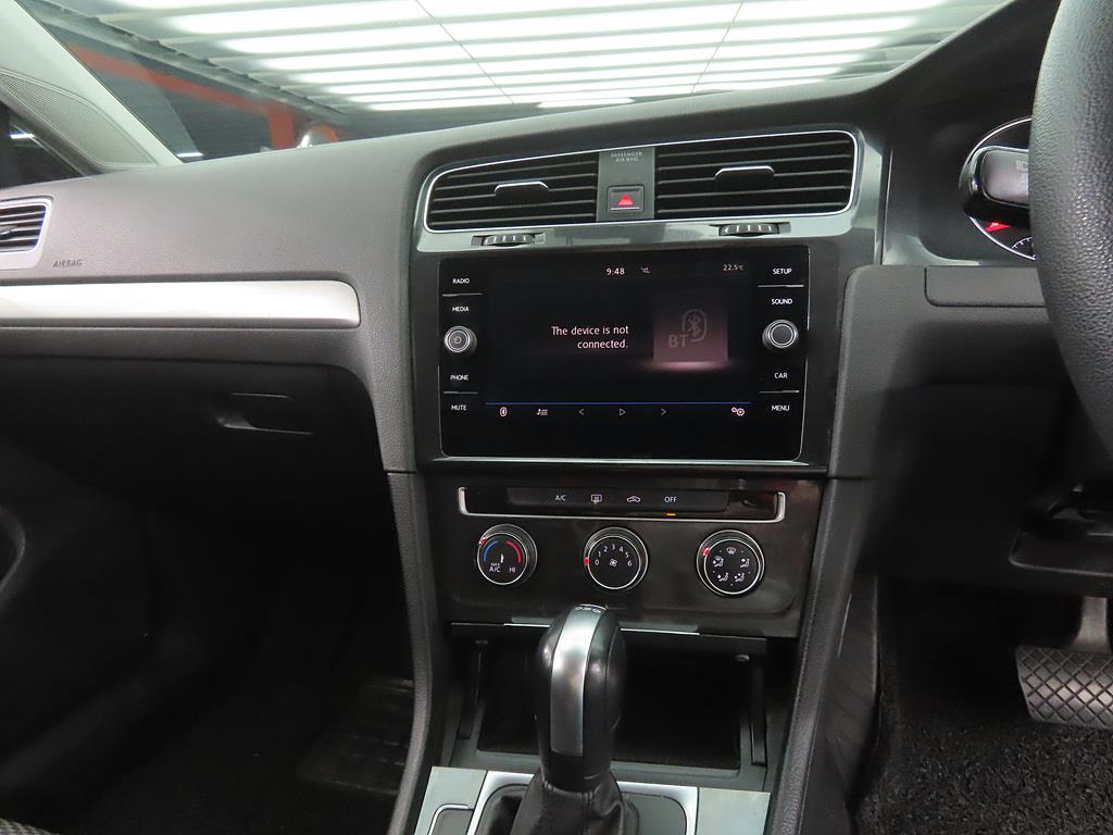 Volkswagen Golf - Vista 12