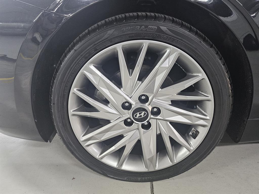 HYUNDAI Grandeur - Vista 8
