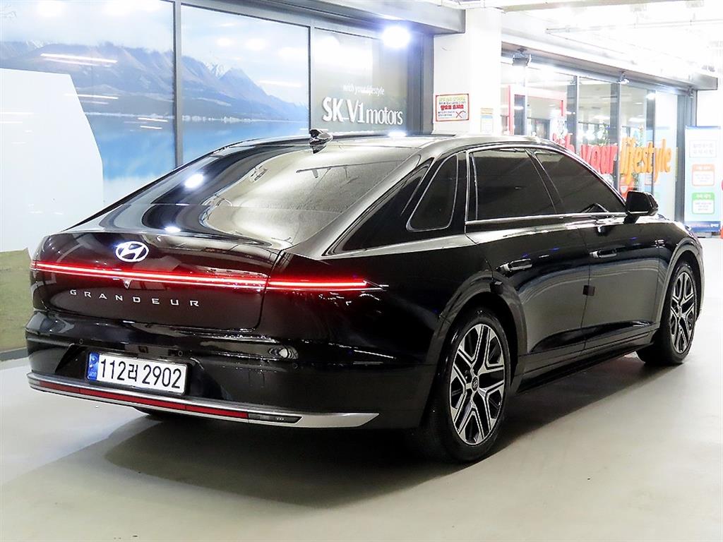 HYUNDAI Grandeur - Vista 6