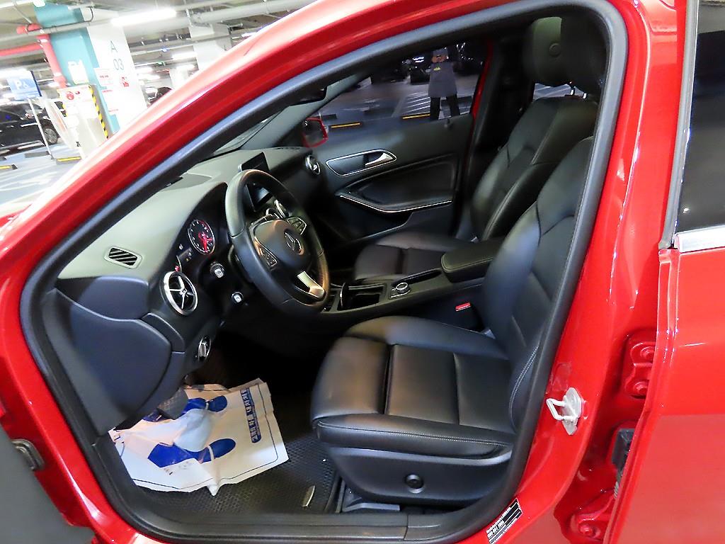 Mercedes Benz A Class - Vista 8