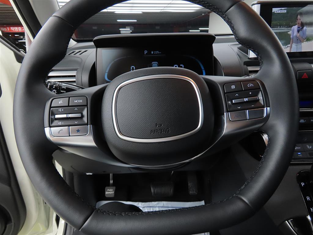 HYUNDAI Casper - Vista 10