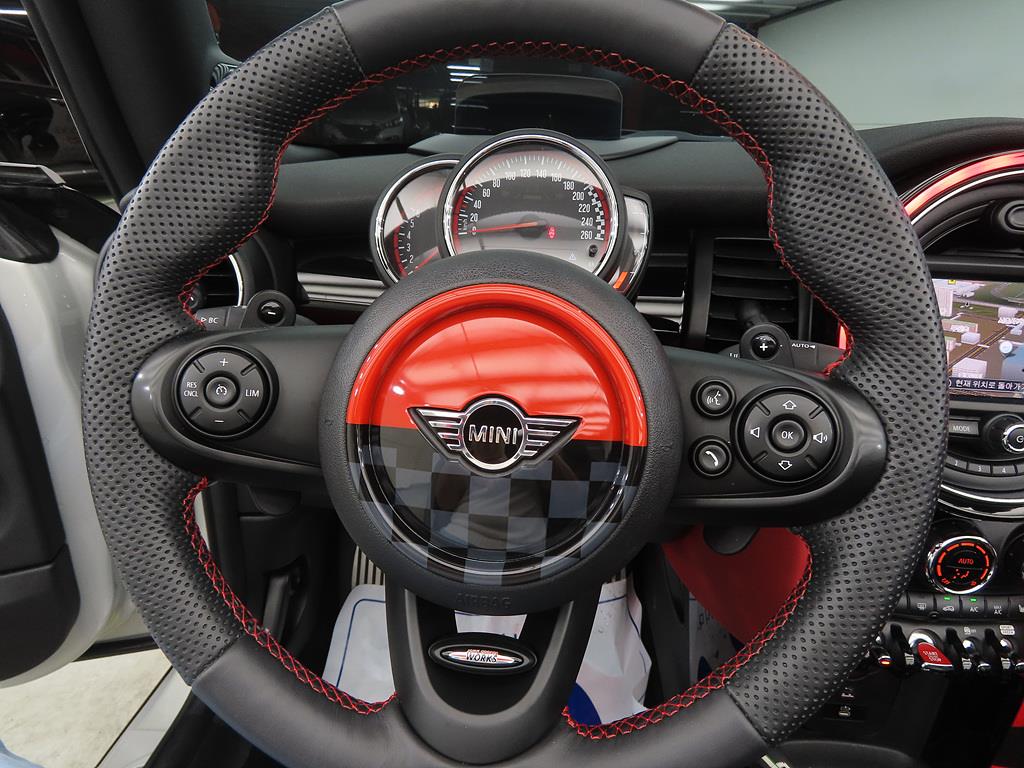 Mini Cooper Convertible - Vista 11