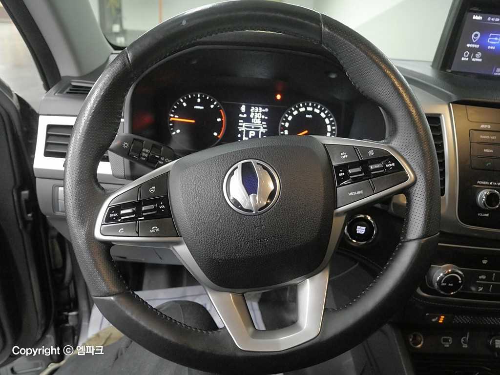 Ssangyong Rexton - Vista 10