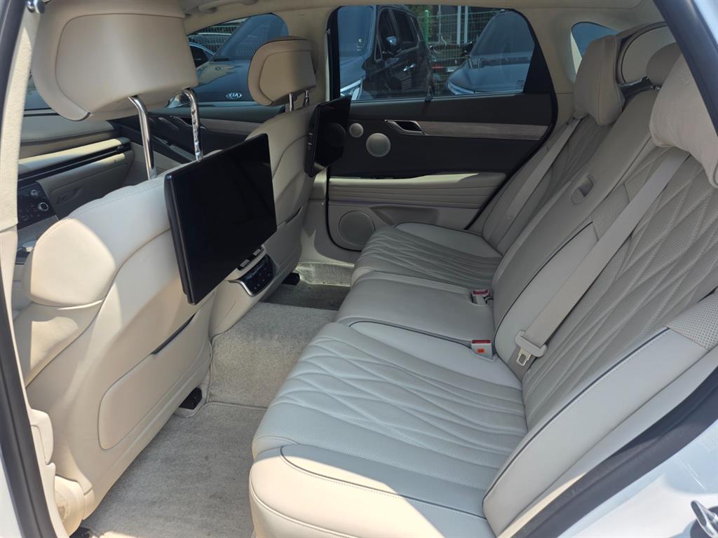 Genesis G80 - Vista 8