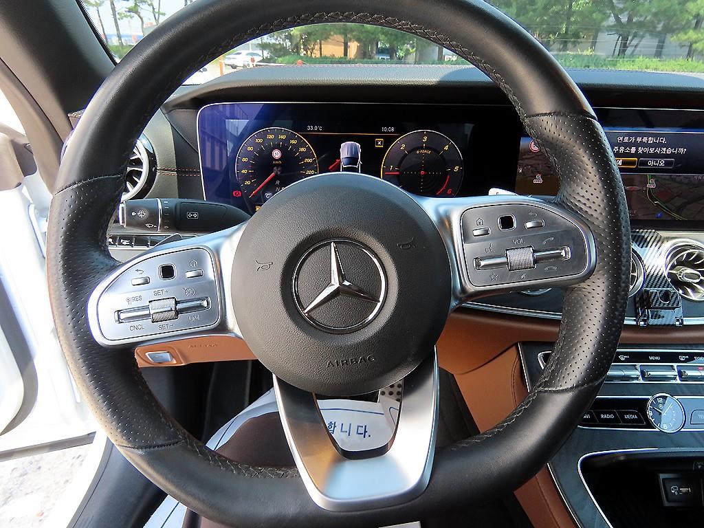 Mercedes Benz E class - Vista 11