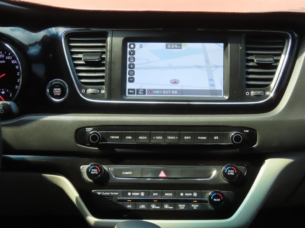 KIA Carnival 2017 - Importación desde Corea - HF Imports Iquique - Foto 13