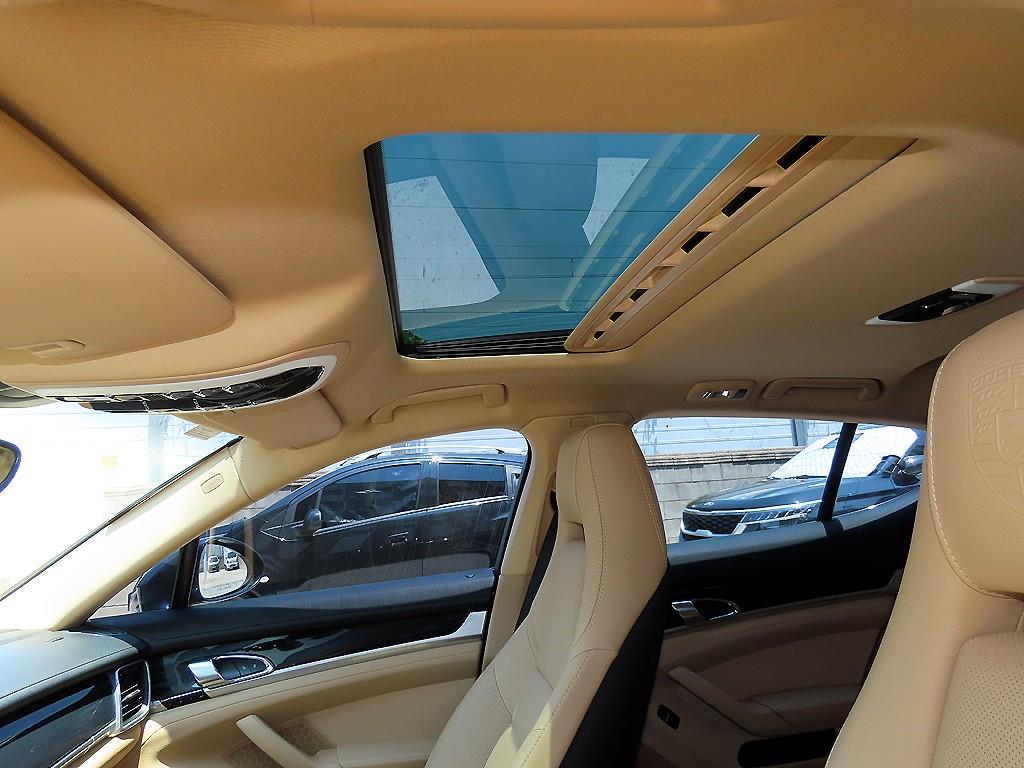Porsche Panamera 2016 Azul - Importación desde Corea - HF Imports Iquique - Foto 18