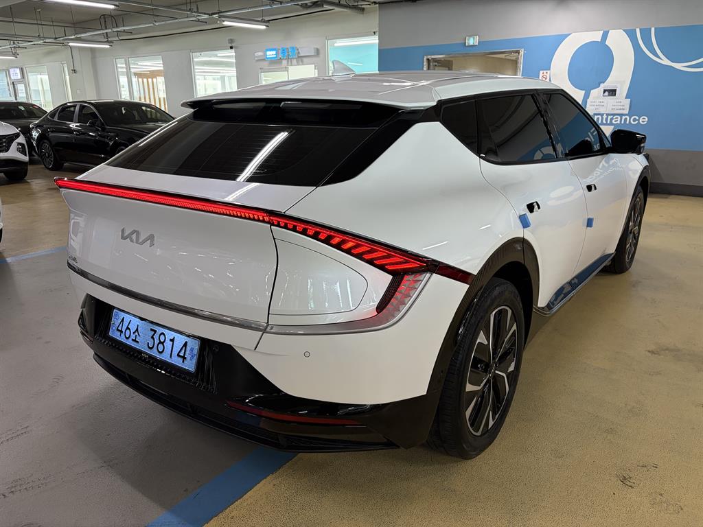 KIA EV6 - Vista 8