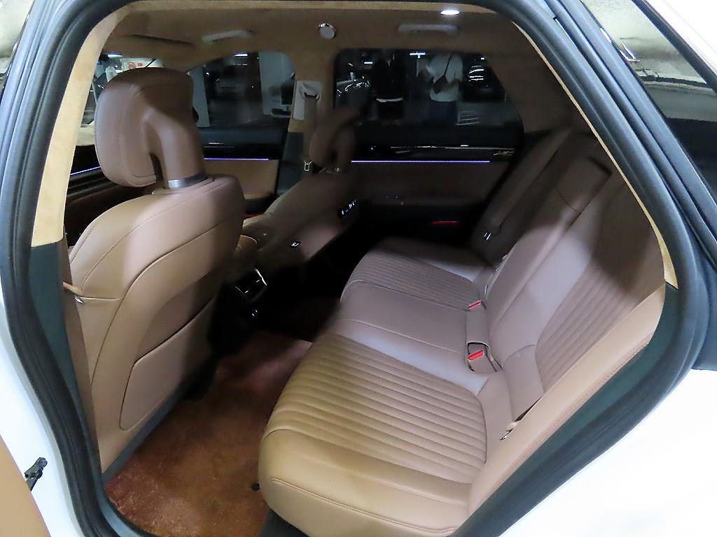 HYUNDAI Grandeur - Vista 9
