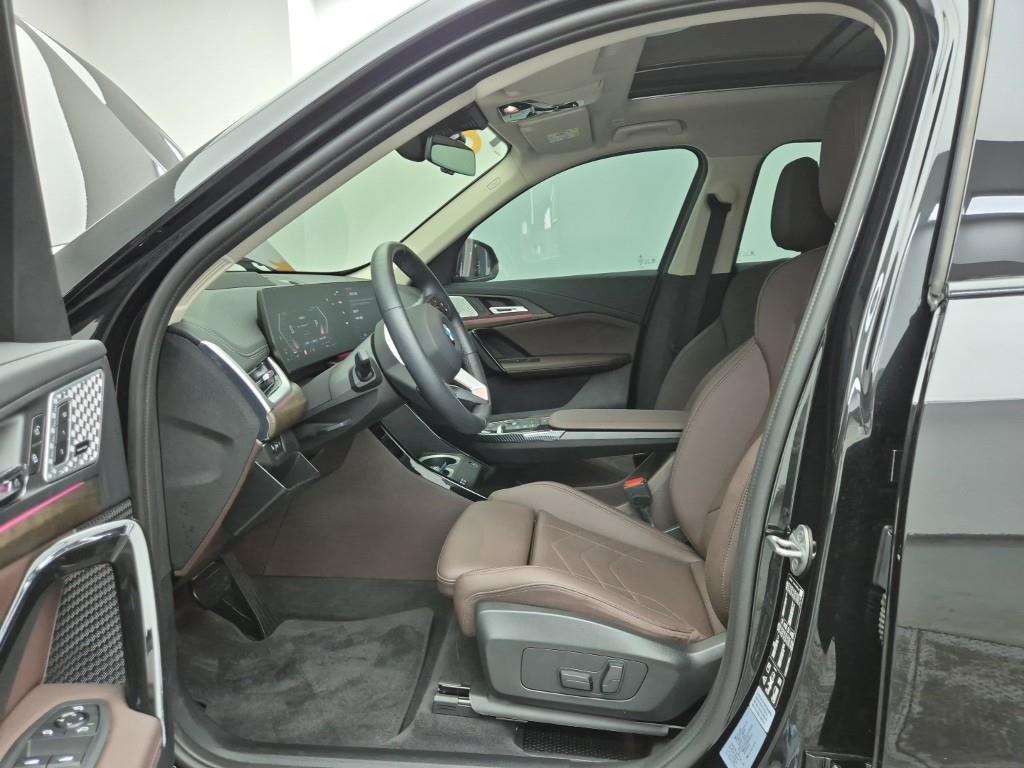 BMW X1 2024 Negro - Importación desde Corea - HF Imports Iquique - Foto 13