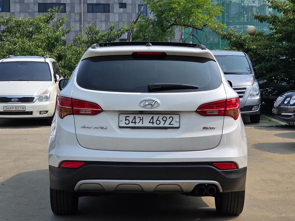 HYUNDAI Santa Fe - Vista 3