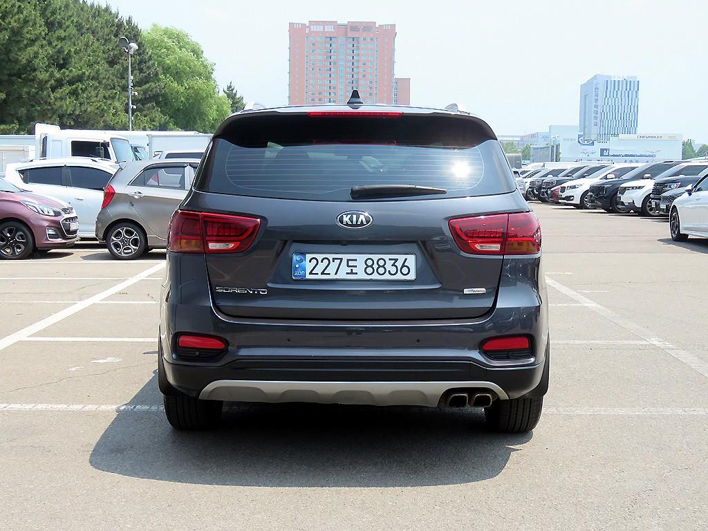 KIA Sorento - Vista 3