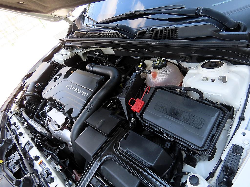 Chevrolet Malibu 2017 Blanco - Importación desde Corea - HF Imports Iquique - Foto 20