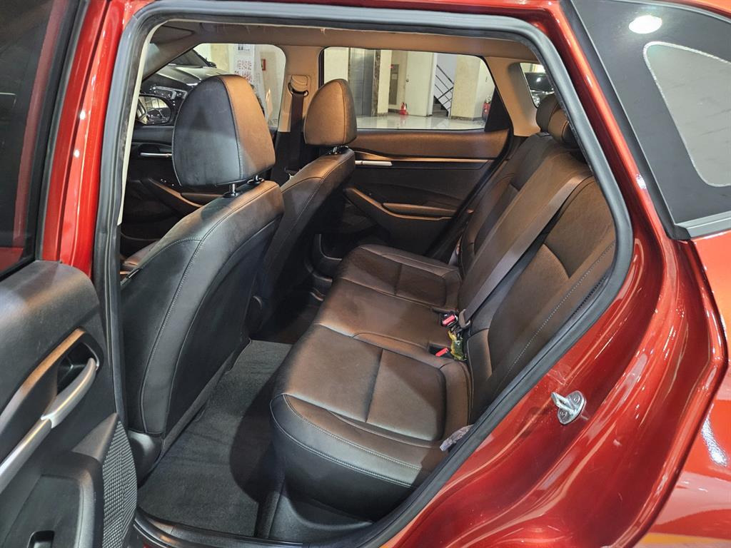 KIA Seltos - Vista 7