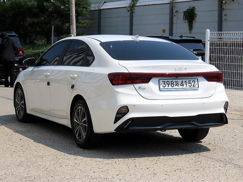 KIA K3 - Vista 3