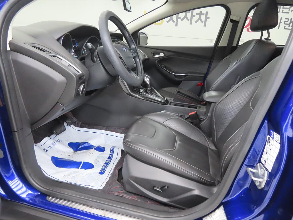Ford Focus - Vista 7