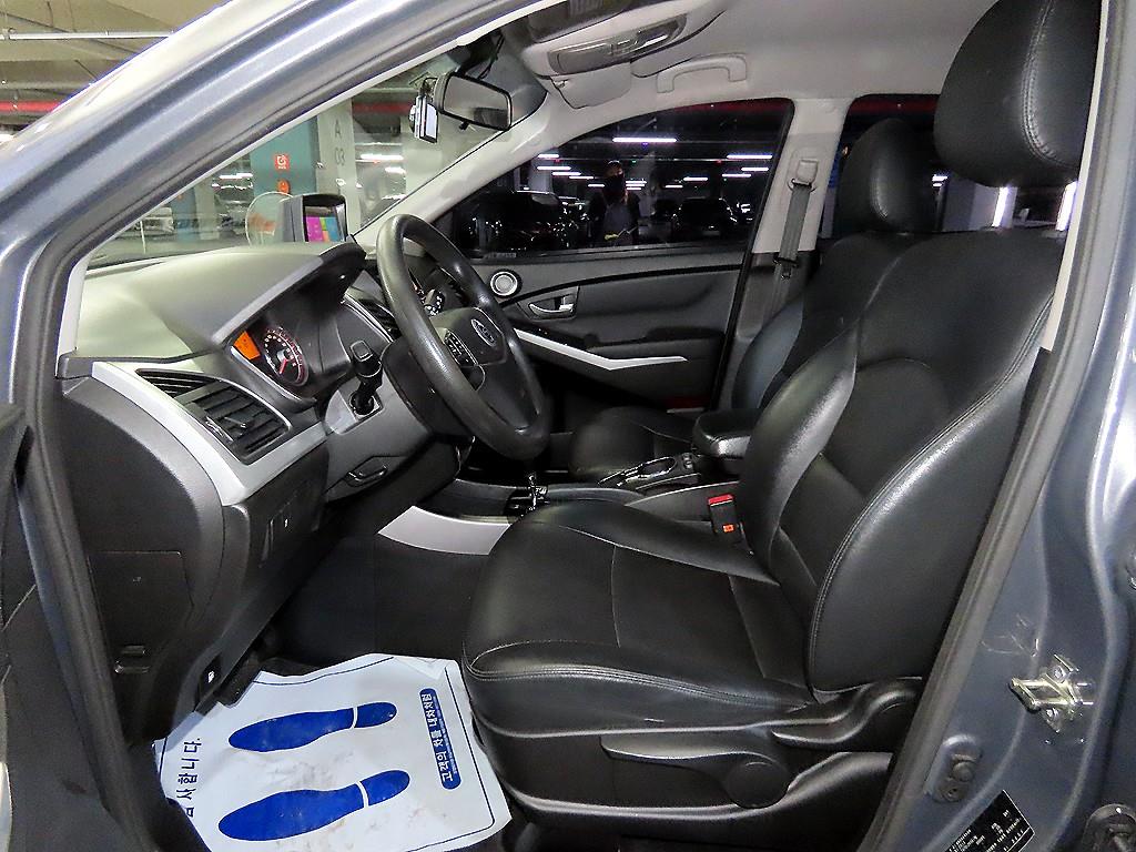 Ssangyong Korando - Vista 8