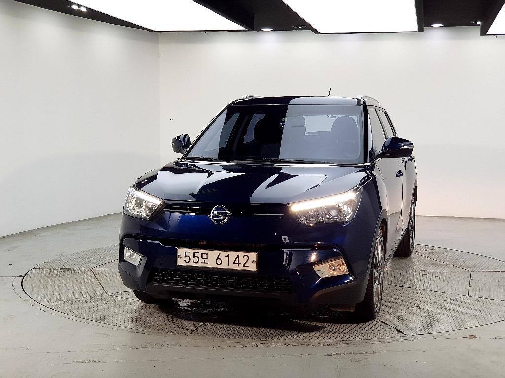 Ssangyong Tivoli - Vista 2