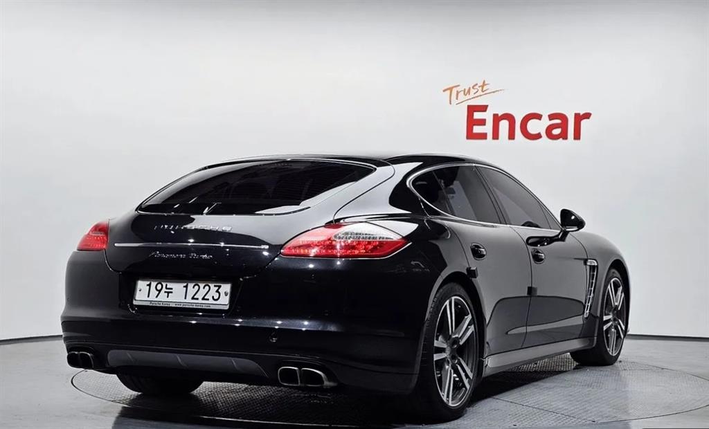 Porsche Panamera - Vista 2