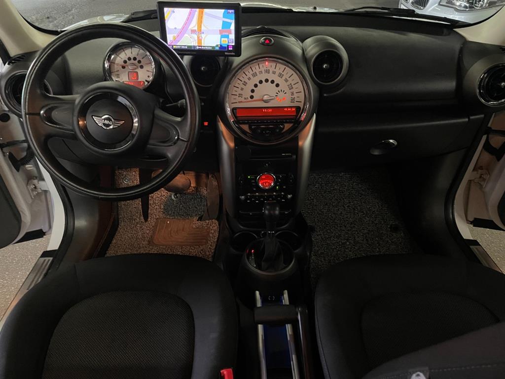 Mini Countryman - Vista 9