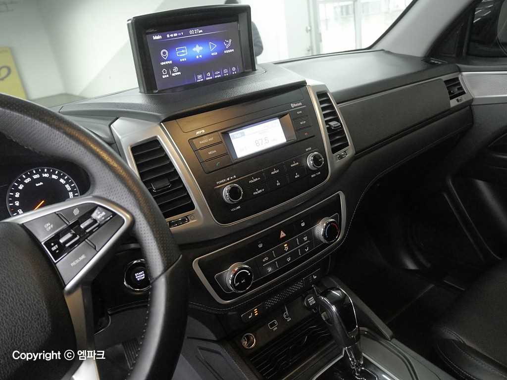Ssangyong Rexton - Vista 11