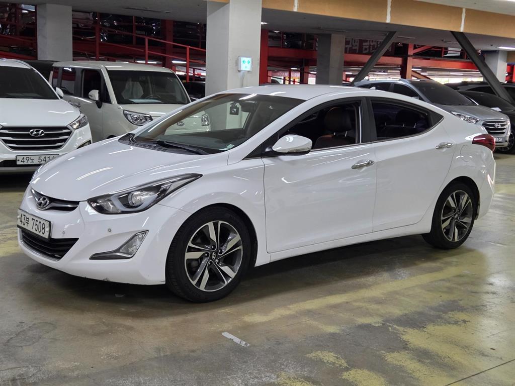 HYUNDAI Avante 2013 Blanco - Importación desde Corea - HF Imports Iquique - Foto 1