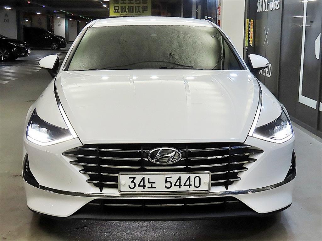 HYUNDAI Sonata - Vista 2