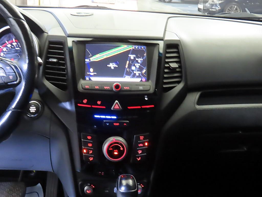 Ssangyong Tivoli 2018 Blanco - Importación desde Corea - HF Imports Iquique - Foto 13