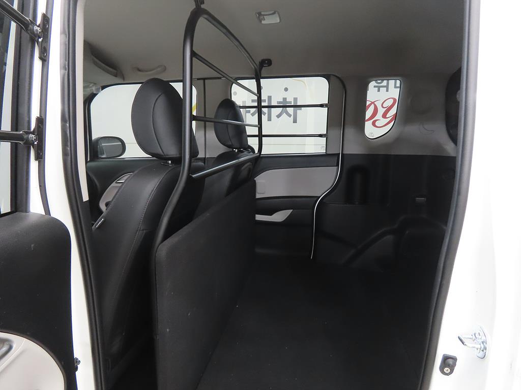 KIA Ray - Vista 8