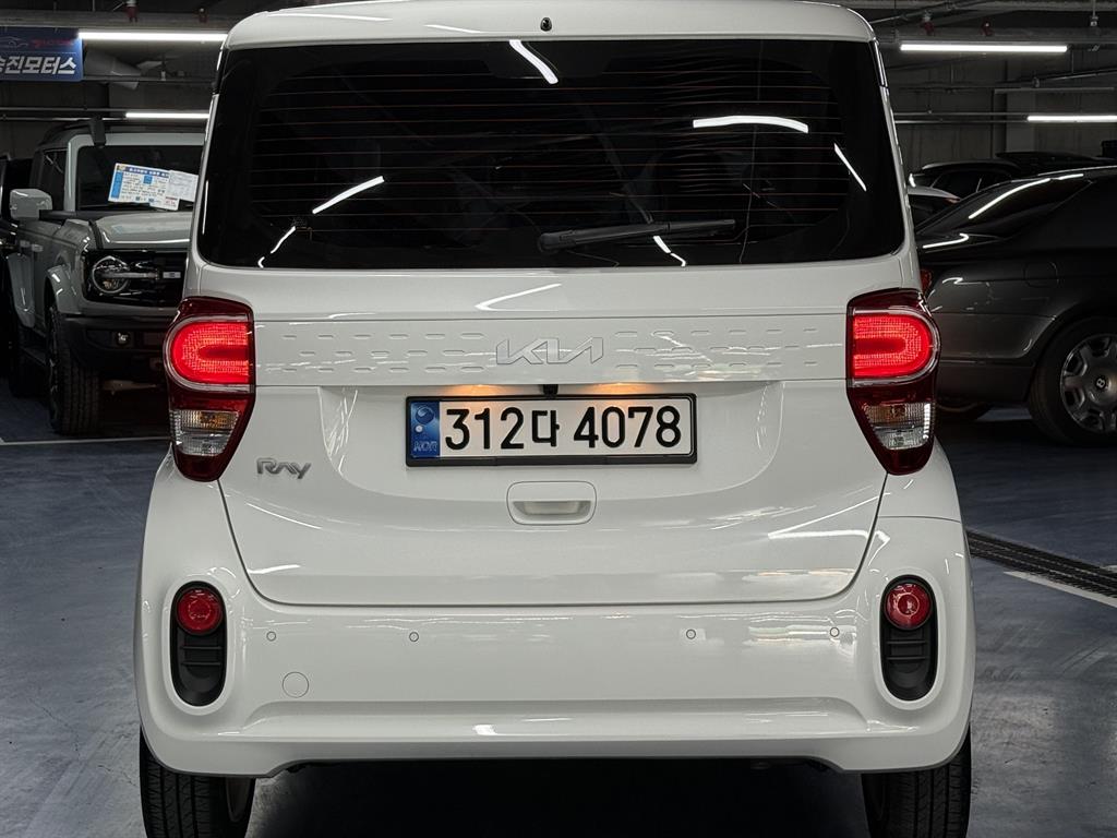 KIA Ray - Vista 6