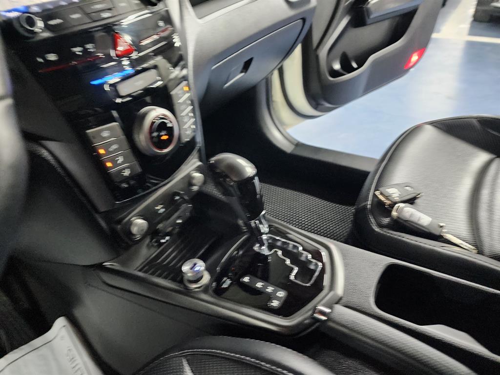 Ssangyong Tivoli 2017 Blanco - Importación desde Corea - HF Imports Iquique - Foto 16