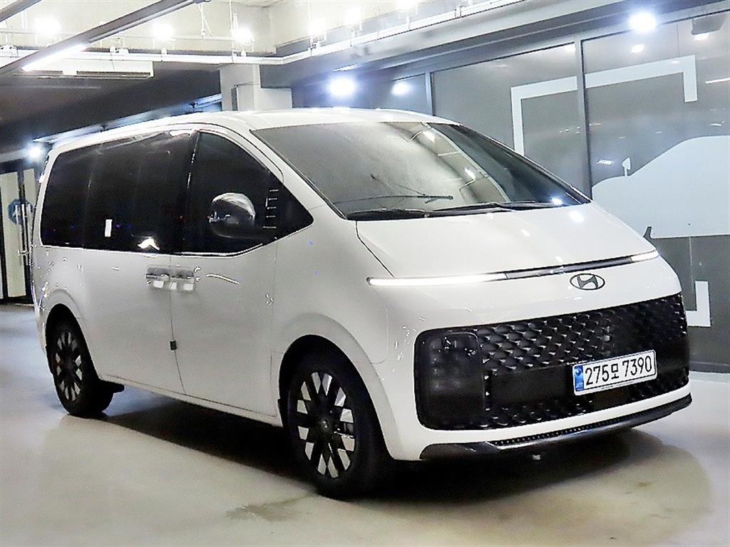 HYUNDAI Staria 2025 Blanco - Importación desde Corea - HF Imports Iquique - Foto 1