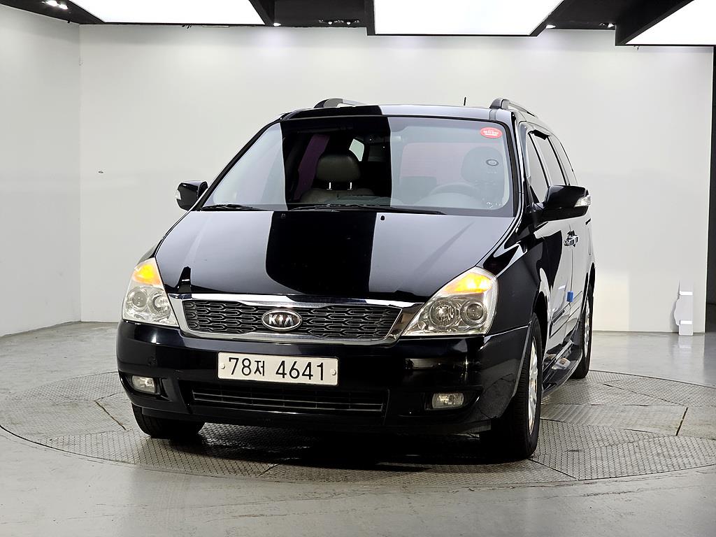 KIA Carnival - Vista 2