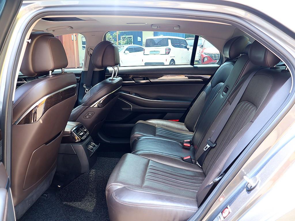 Genesis EQ900 2016 Gris - Importación desde Corea - HF Imports Iquique - Foto 15
