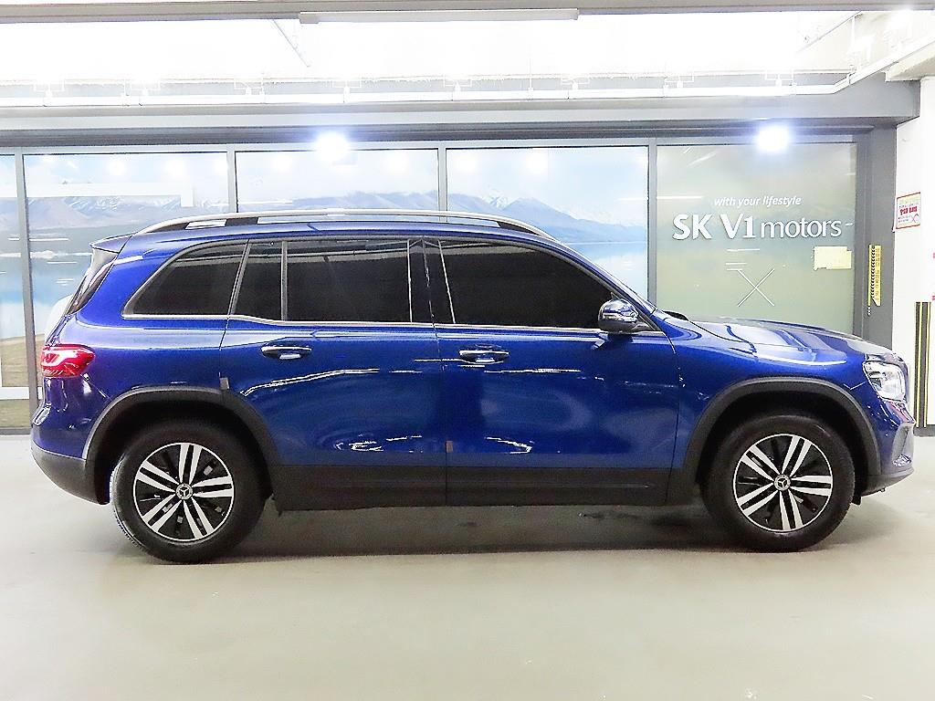 Mercedes Benz GLB Class - Vista 3