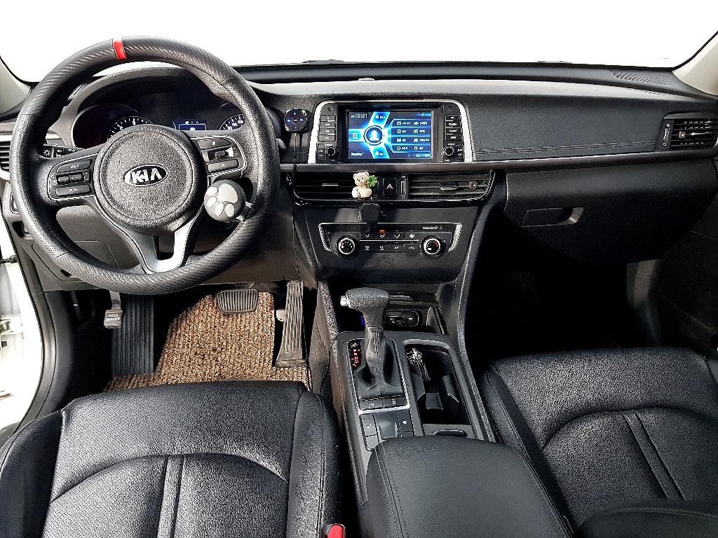 KIA K5 - Vista 7