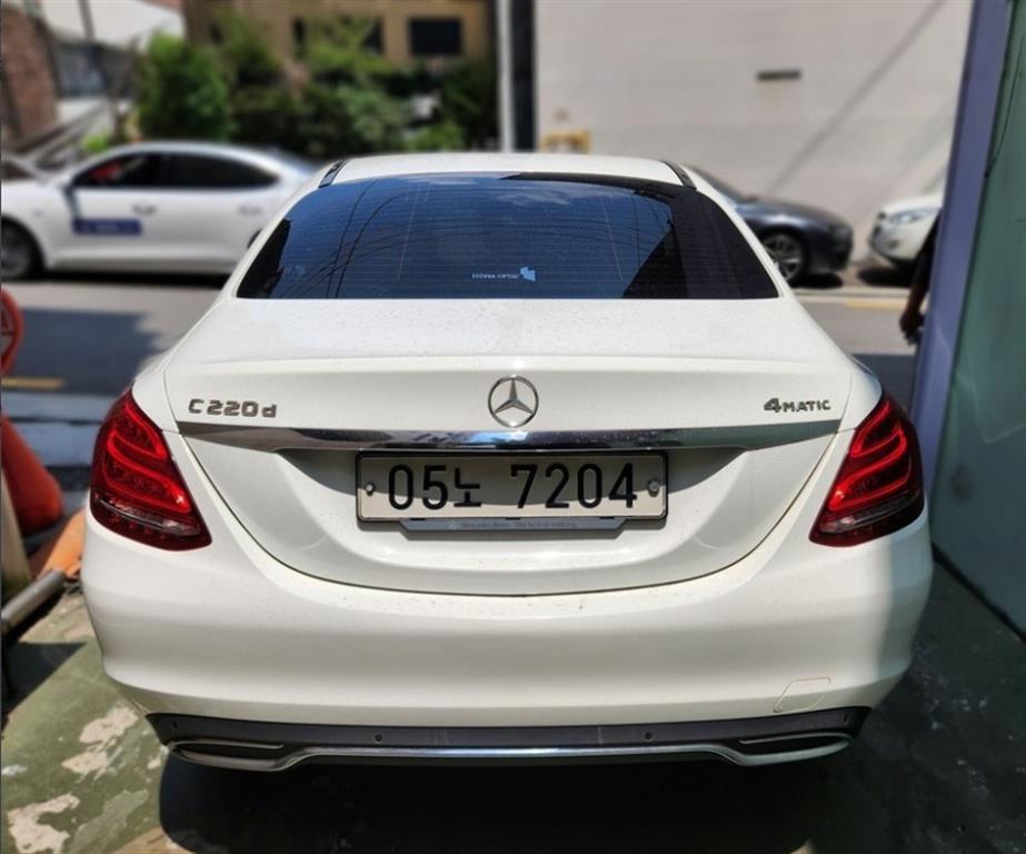 Mercedes Benz C Class - Vista 6