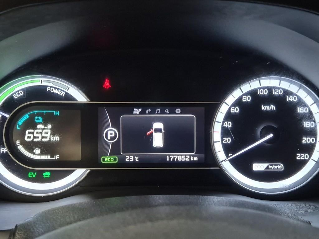 KIA Niro - Vista 8
