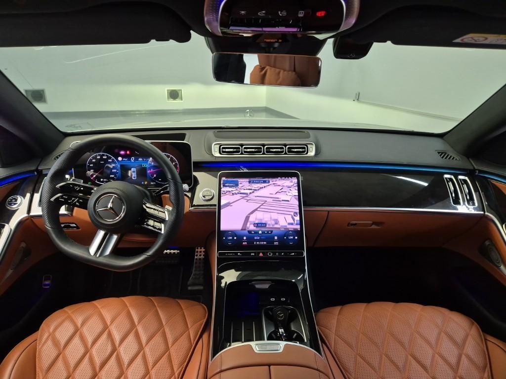Mercedes Benz S Class - Vista 9