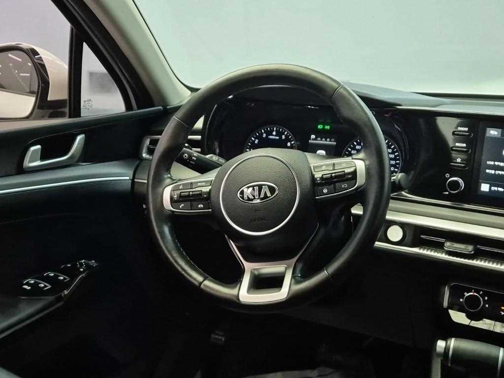 KIA K5 - Vista 11
