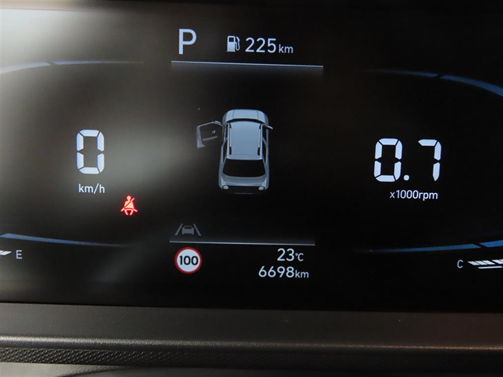 HYUNDAI Casper - Vista 11