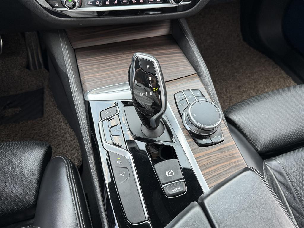 BMW 5 Series 2017 Blanco - Importación desde Corea - HF Imports Iquique - Foto 18