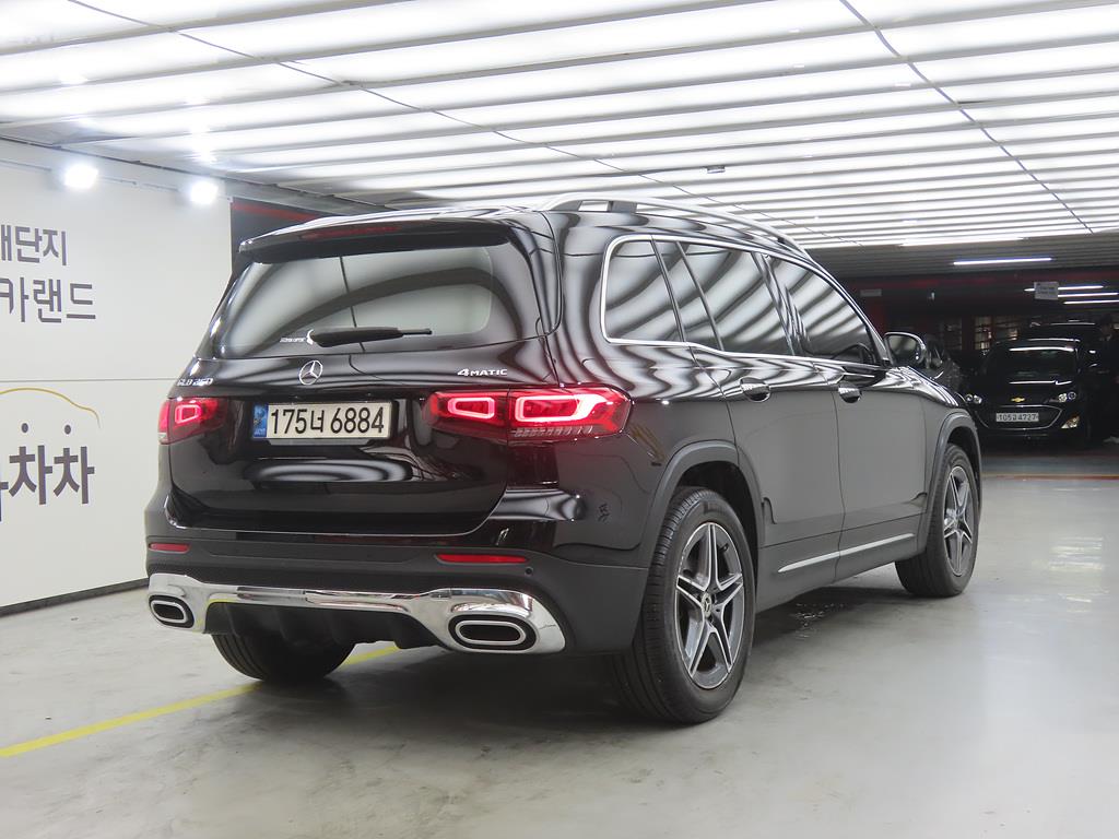 Mercedes Benz GLB Class - Vista 6