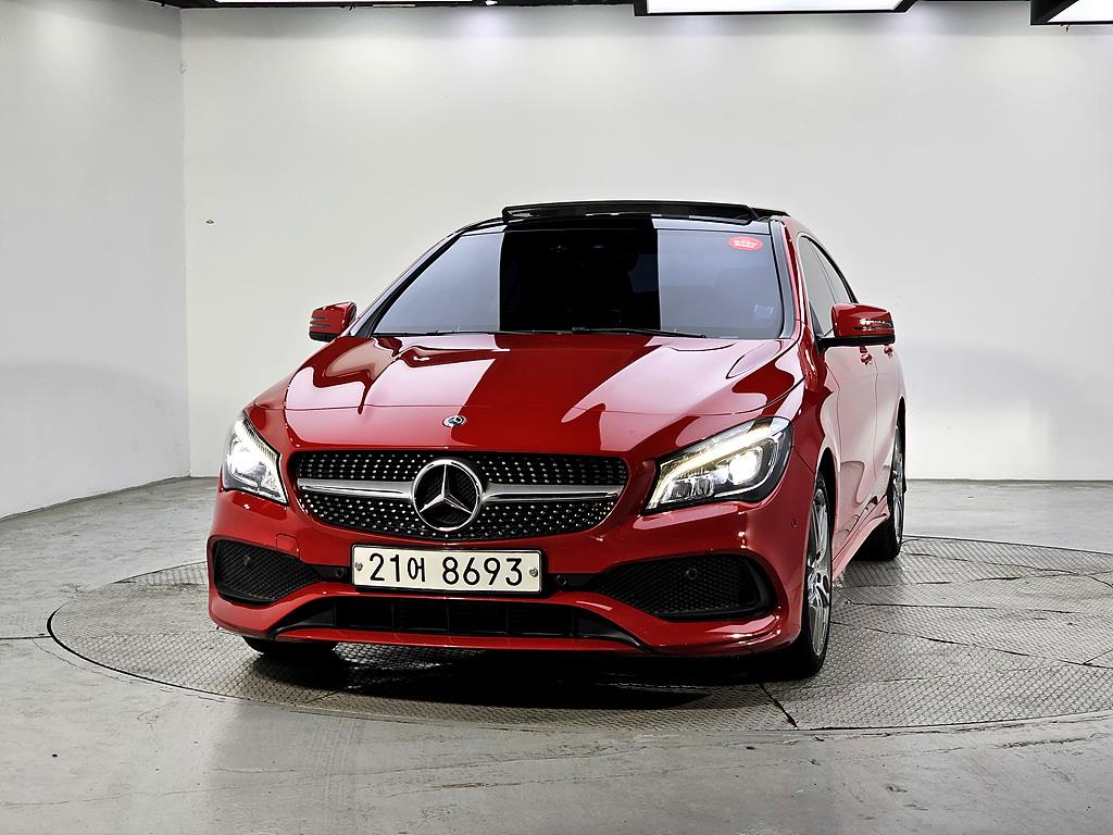 Mercedes Benz CLA Class - Vista 2