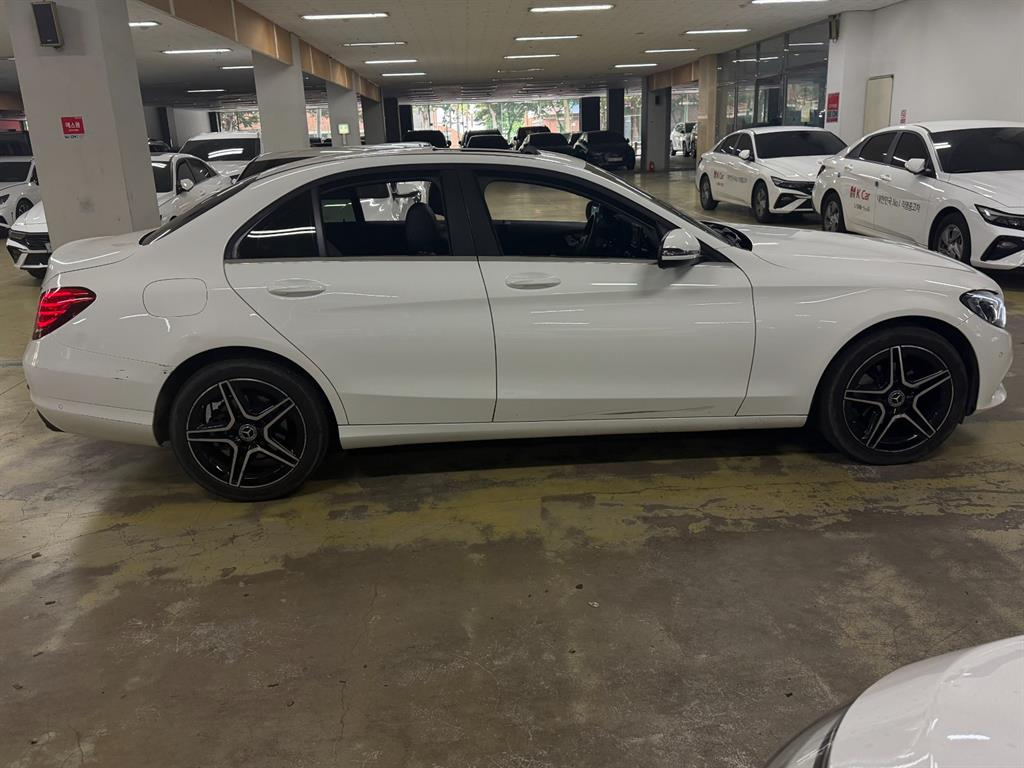 Mercedes Benz C Class - Vista 7