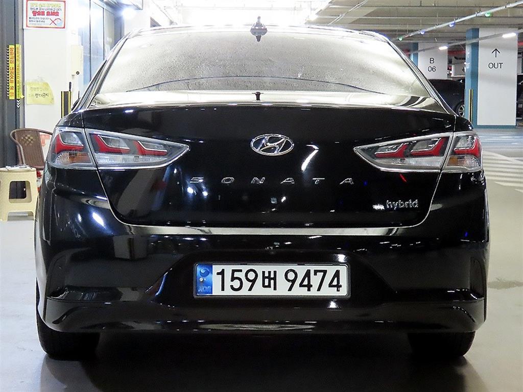 HYUNDAI Sonata - Vista 7