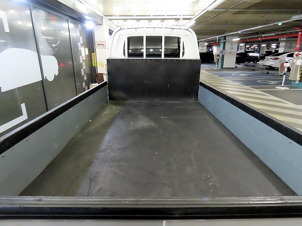 Small Truck Cargo (small) - Vista 8